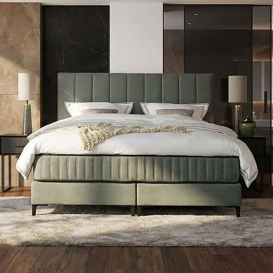 Boxspring Brad 1