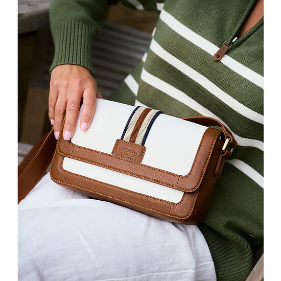 Afbeelding Schoudertas Hillsbrook Caramel  4 van Dubarry